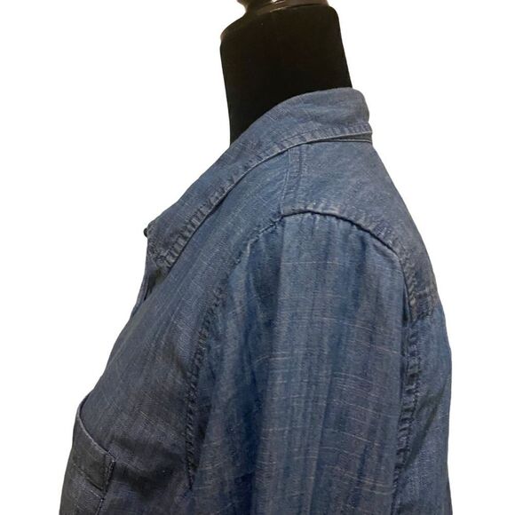 Old Navy Denim Lightweight Maternity Top Size L - Picture 6 of 12